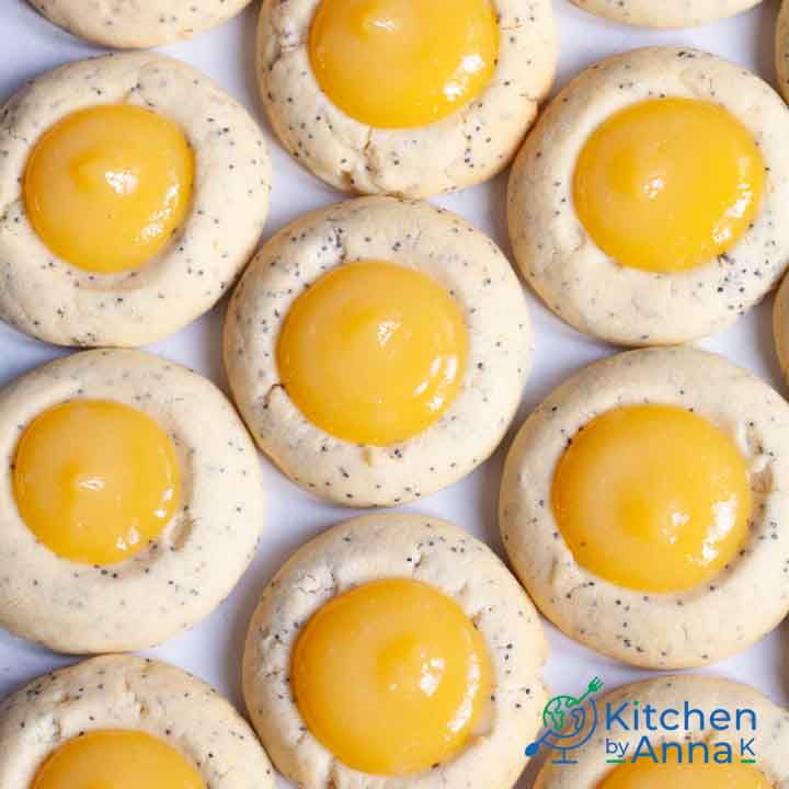 Lemon and poppy seeds thumbprint cookies with lemon curd